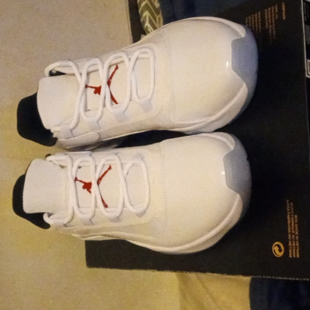 Jordan lo - Picture 3 of 5